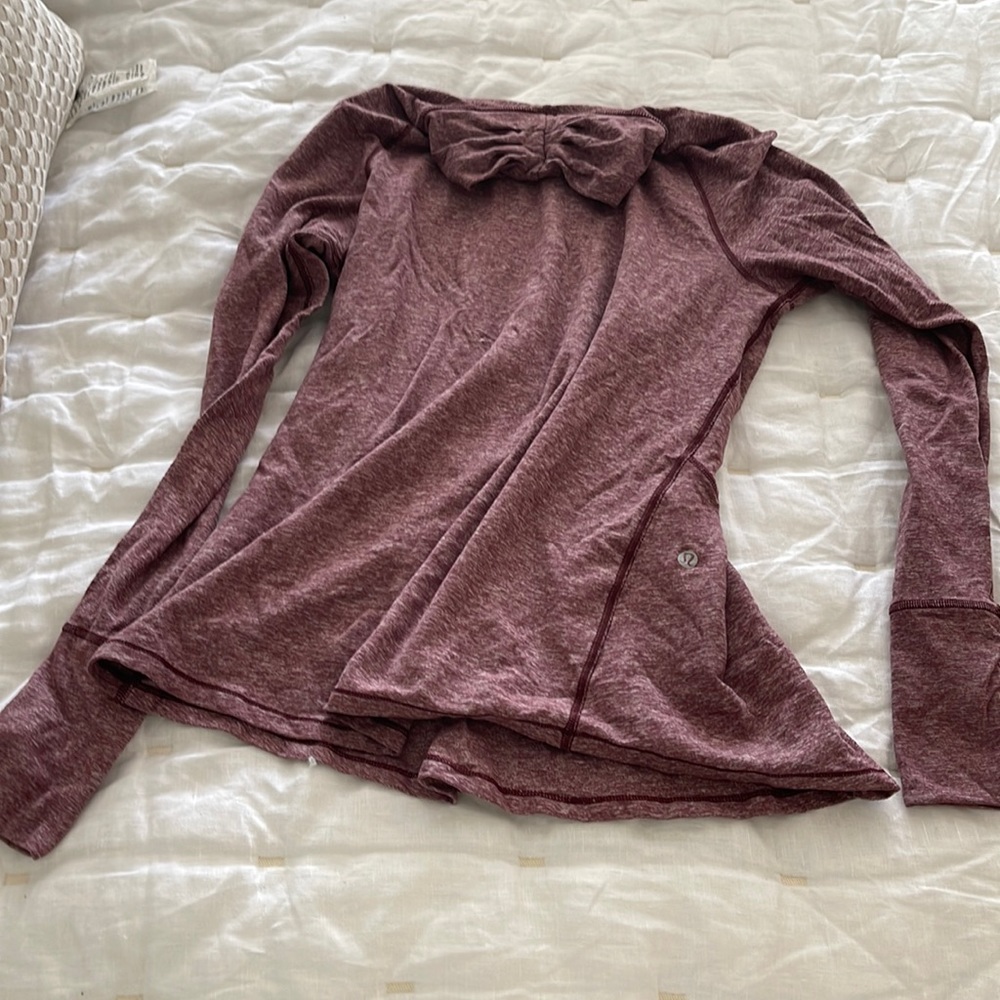 Lululemon pullover